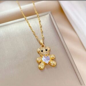 Crystal teddy bear heart pendant 18k gold necklace